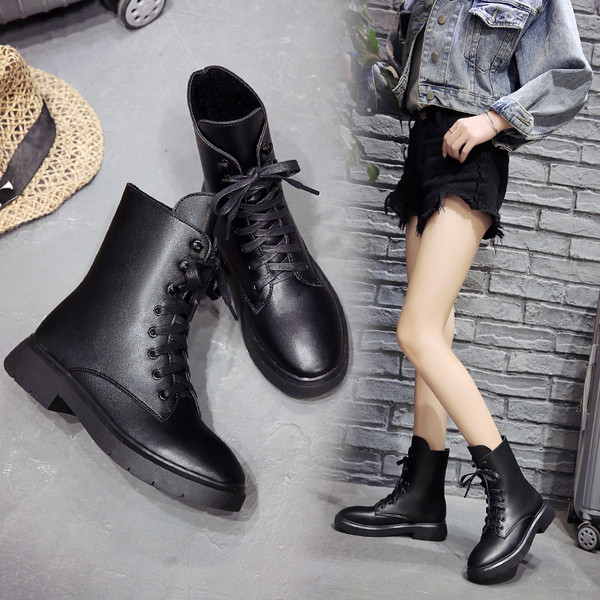 Ghete de dama moderne din piele ecologica si sireturi in negru