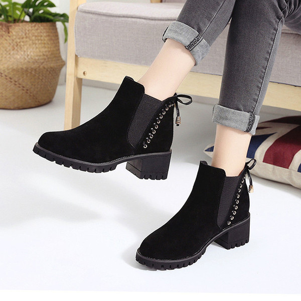 Cizme de dama din piele intoarsa cu toc gros in negru si bej