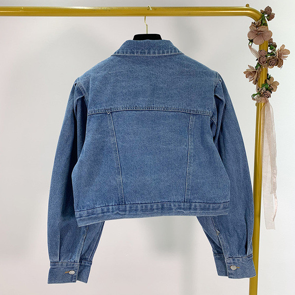 Geaca scurta din denim model clasic