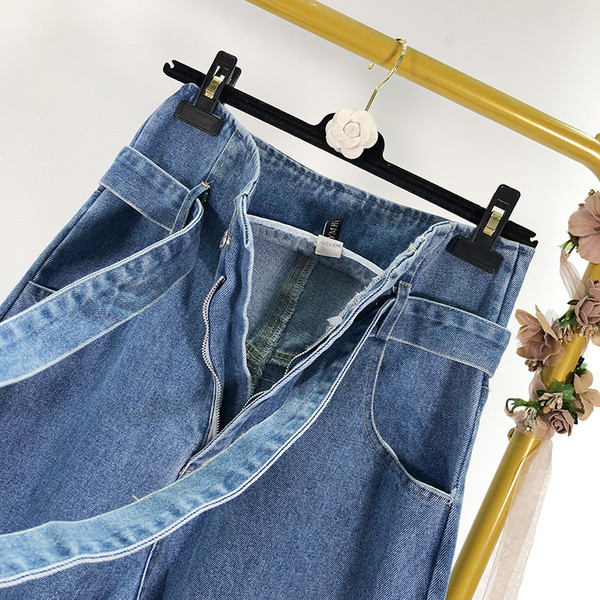 Blugi lungi cu curea - model larg