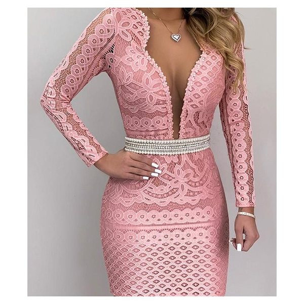 Rochie scurtă de damă elegantă, cu decolteu adânc în culoarea roz