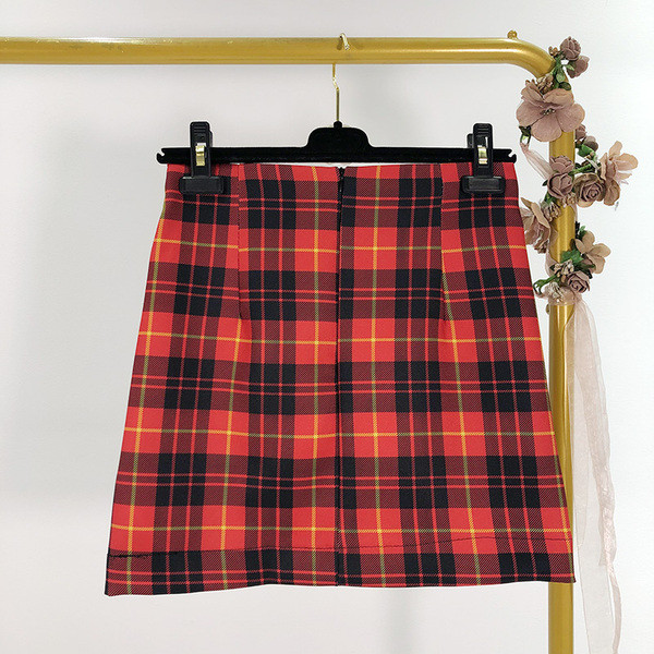 Fusta scurta casual in carouri cu fermoar