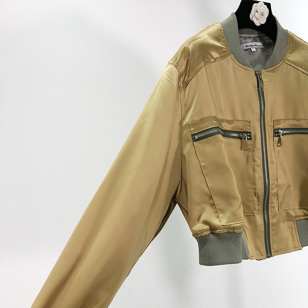 Geaca scurta de dama primavara-toamna de culoare maro cu fermoare