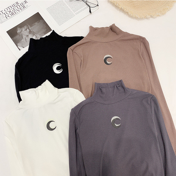 Bluza de dama cu guler inalt in patru culori