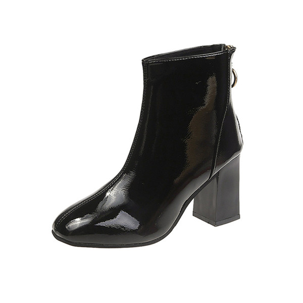 Cizme de dama stilate cu toc gros in alb-negru