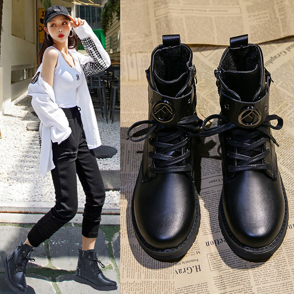 Cizme de dama din piele cu elemente metalice de culoare neagra