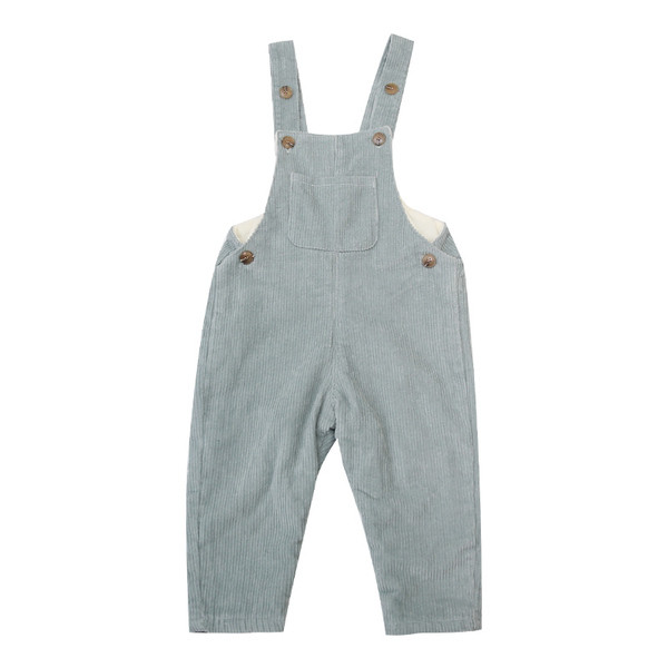 Model nou de salopeta pentru copii cu buzunar de culoare verde si bej