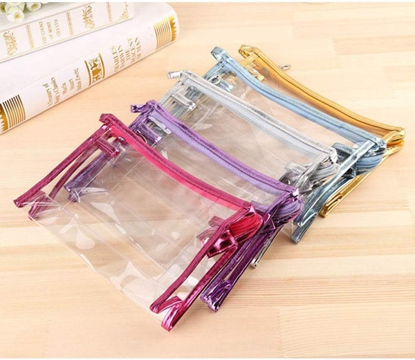 Ένα σύνολο από πέντε καλλυντικά αδιάβροχες τσάντες μακιγιάζ