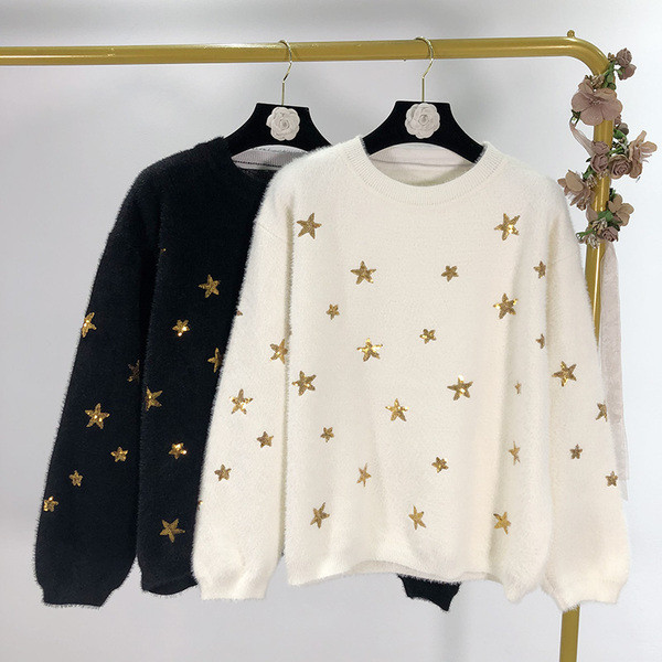Pulover moale de dama in alb si negru cu aplicatie stea