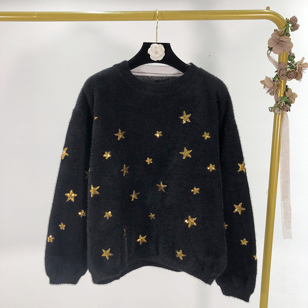 Pulover moale de dama in alb si negru cu aplicatie stea