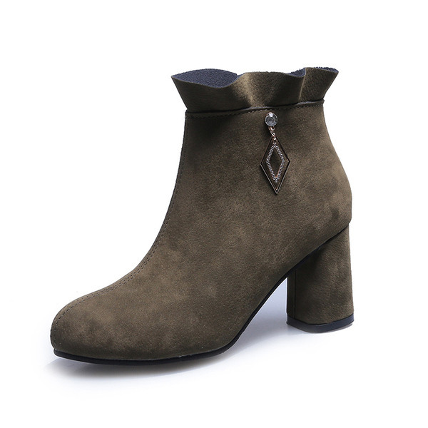 Cizme de dama elegante cu fermoar si element metalic in negru si verde