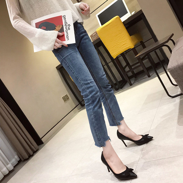 Pantofi eleganti de dama cu toc in negru si roz