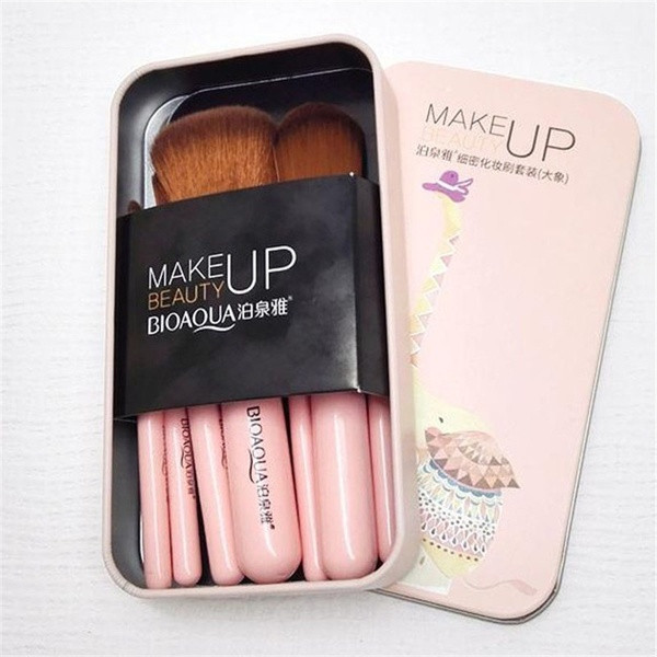 Rózsaszín és lila fémdobozban 7 db sminkecset készlet