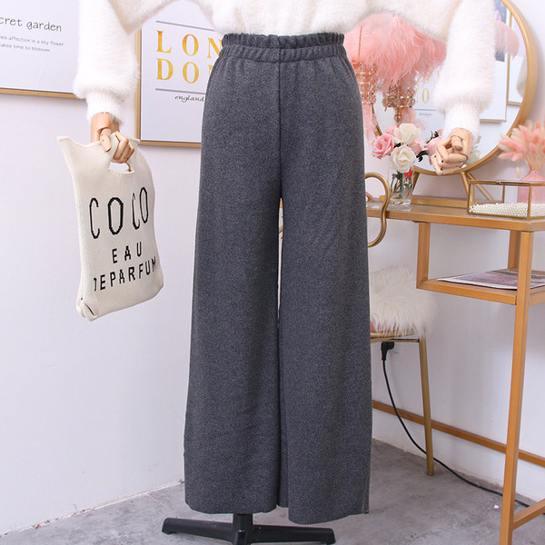 Alkalmi női nadrág több színben - széles modell