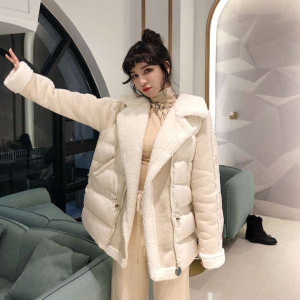 Női téli kabát fűzős fehér színben