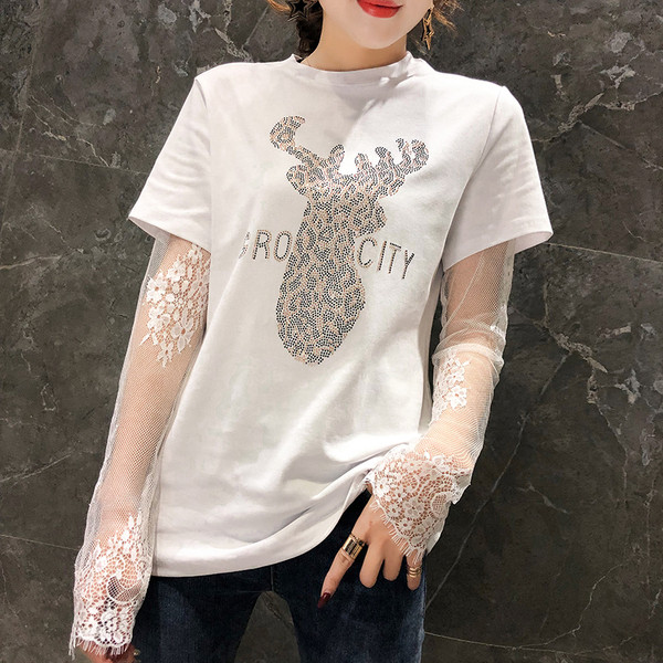 Bluza de dama model nou cu maneci din dantela