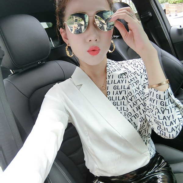 Cămașă elegantă de damă cu decolteu spitz în mai multe culori