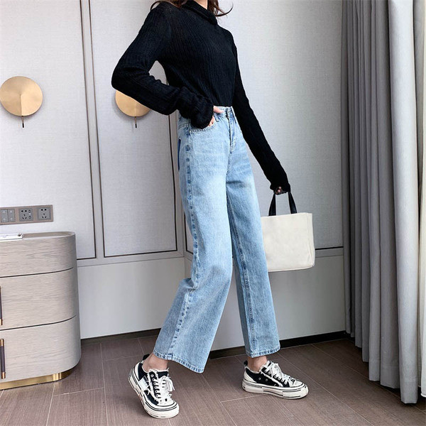 Blugi de dama cu lungime 9/10 in culoare albastru - model lat