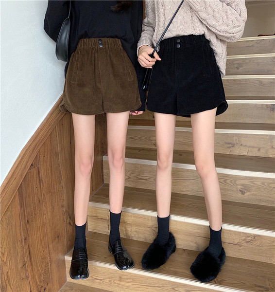 Pantaloni scurți din catifea de damă cu talie elastică, de culoare maro și negru