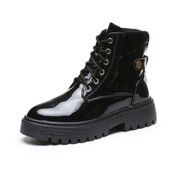 Cizme de dama de culoare neagra potrivite pentru iarna