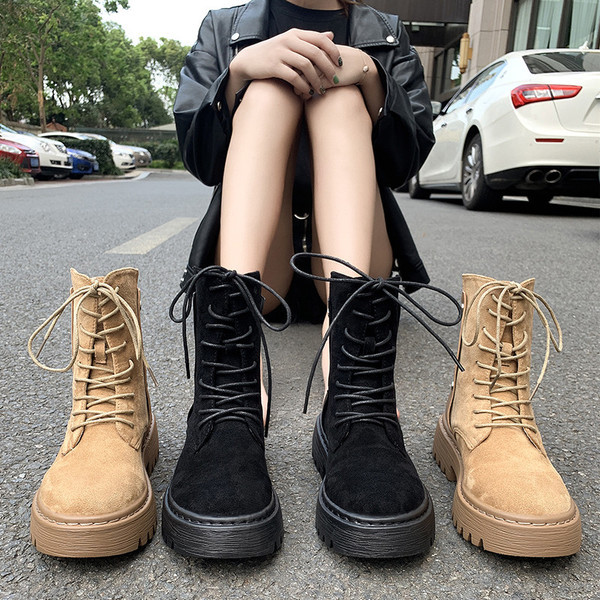 Cizme casual de dama cu sireturi si talpa aspra, in maro si negru