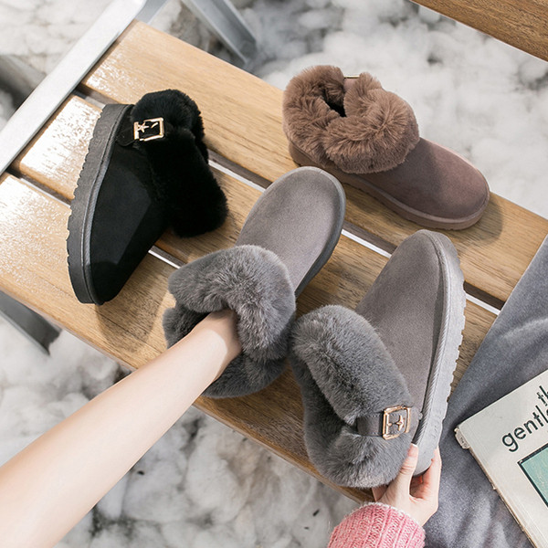 Γυναικείες χειμωνιάτικες μπότες με επίπεδη σόλα και γούνα σε διάφορα χρώματα