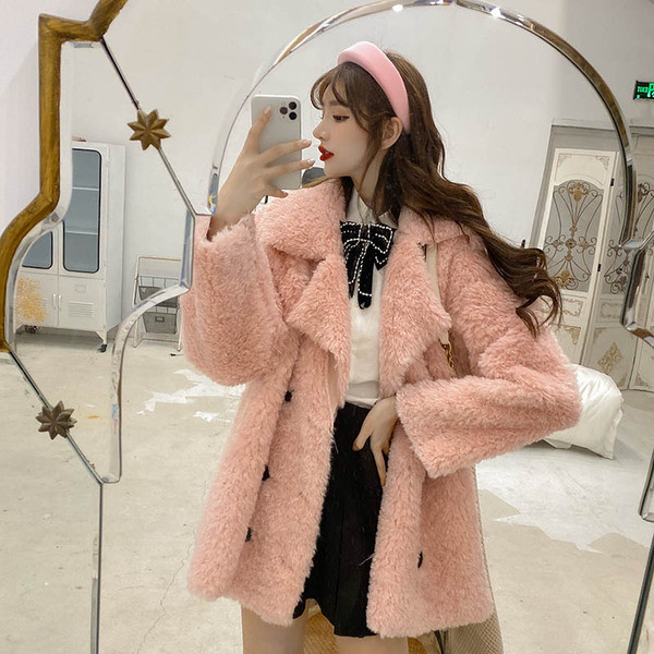 Μακρύ χνουδωτό παλτό σε ροζ, πράσινο και λευκό χρώμα