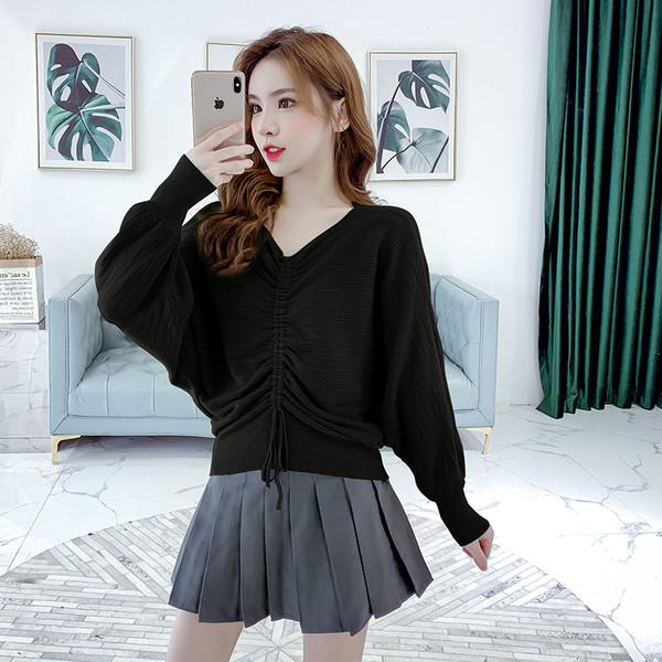 Νέο μοντέλο γυναικεία μπλούζα με λαιμόκοψη και κορδόνια σε πράσινο, κόκκινο, μαύρο και άσπρο χρώμα