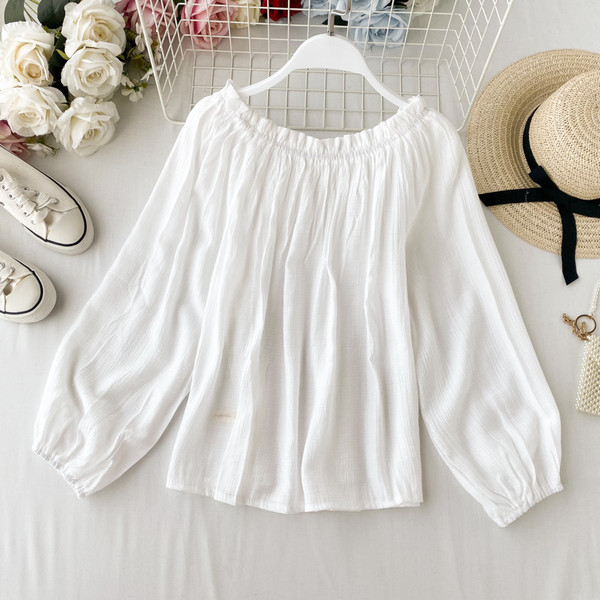 Μοντέρνα μπλούζα με στρογγυλό λαιμόκοψη σε τέσσερα χρώματα