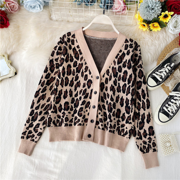 Vesta de dama cu model leopard in doua culori