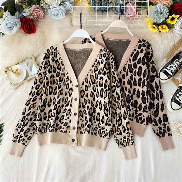 Vesta de dama cu model leopard in doua culori