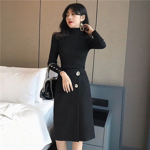 Fusta lunga asimetrica cu nasturi in doua culori