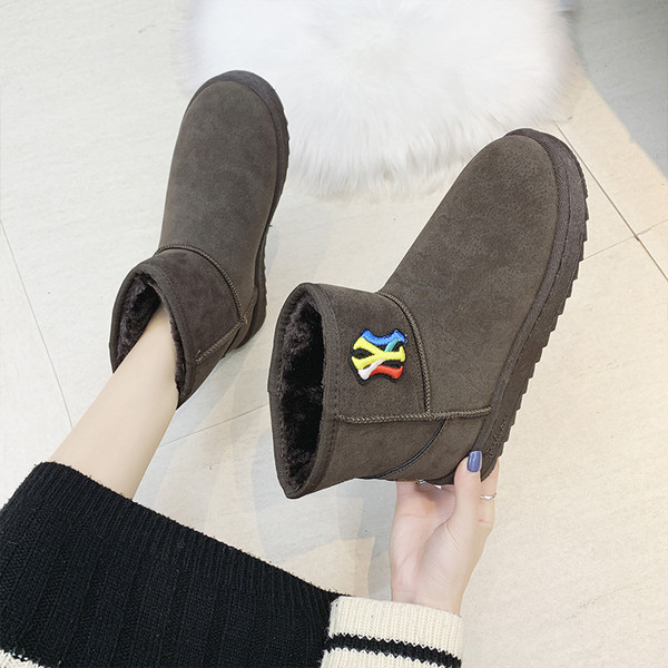 Casual γυναικείες χειμερινές μπότες με επίπεδη σόλα