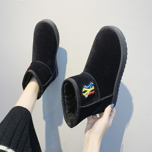 Casual γυναικείες χειμερινές μπότες με επίπεδη σόλα