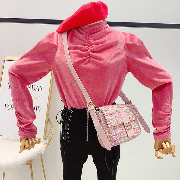 Μοντέρνα γυναικεία μπλούζα με βελούδο σε διάφορα χρώματα