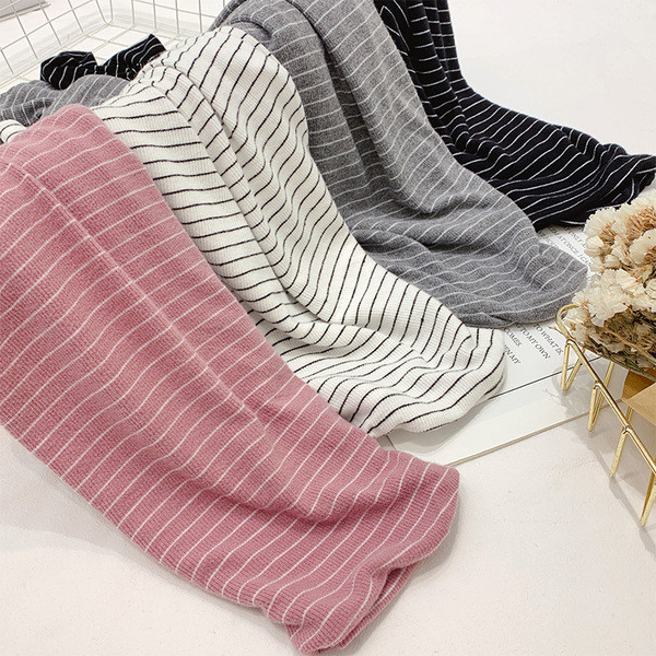 Γυναικεία ριγέ μπλούζα με υψηλό κολάρο σε τέσσερα χρώματα