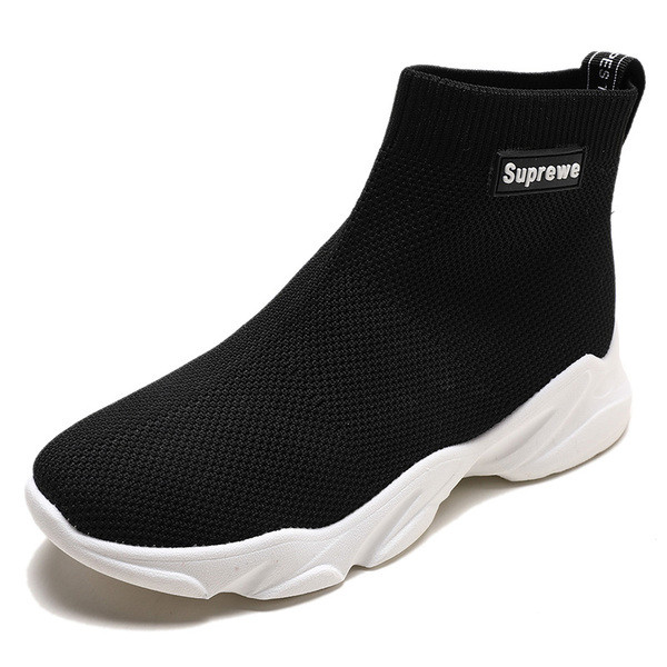 Καθημερινά γυναικεία αθλητικά παπούτσια σε ροζ, άσπρο και μαύρο χρώμα