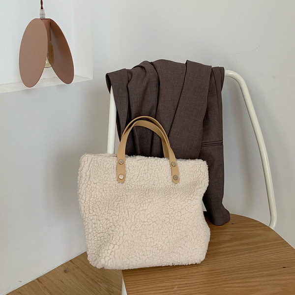 Αδιάβροχη καθημερινή τσάντα οικολογικό δερμάτινη με λαβή