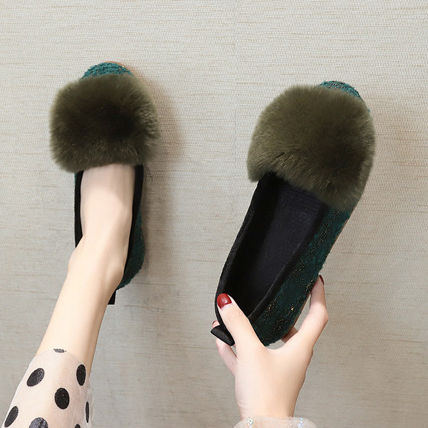 Γυναικεία καθημερινά παπούτσια με επίπεδη σόλα σε διάφορα χρώματα