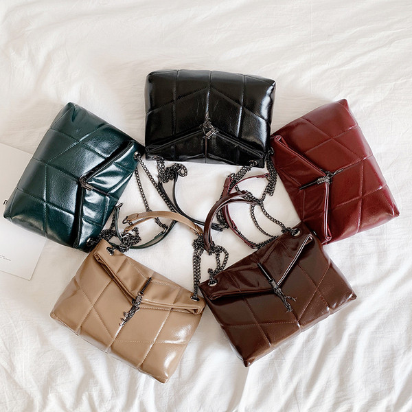 Μοντέρνα έκο δερμάτινη τσάντα με αλυσίδα σε διάφορα χρώματα
