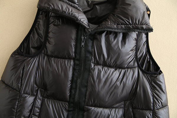 Vesta casual dama cu guler inalt si buzunare gri