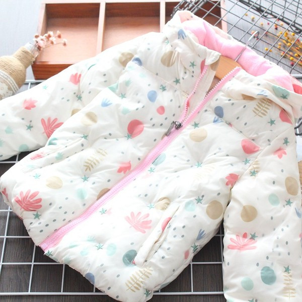 Μοντέρνο παιδικό μπουφάν με κουκούλα και φερμουάρ σε λευκό χρώμα