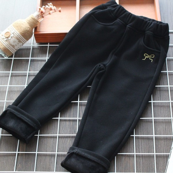 Új modell gyerek sportnadrág hímzéssel és zsebekkel lányoknak