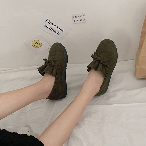 Lapos talpú, hétköznapi női cipő több színben