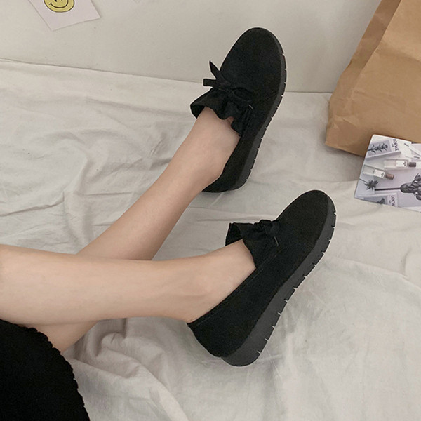 Lapos talpú, hétköznapi női cipő több színben