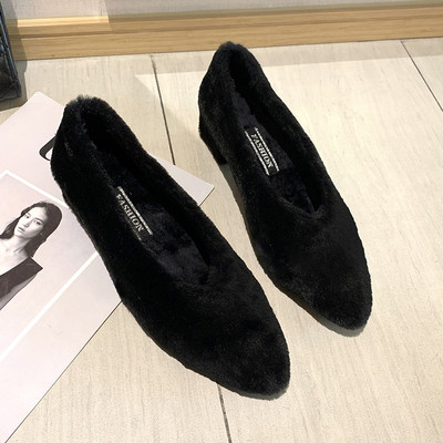 Γυναικεία μοντέρνα παπούτσια σε μαύρο και μπεζ χρώμα