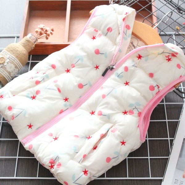 Μοντέρνο παιδικό γιλέκο με χρωματιστό σχέδιο και κουκούλα σε λευκό χρώμα για κορίτσια