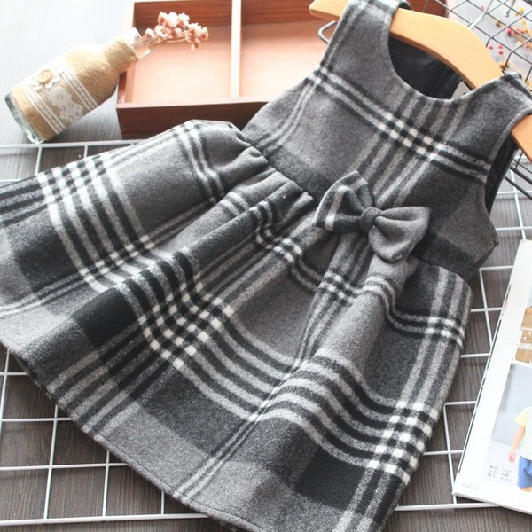 Νέο μοντέλο παιδικό καρό φόρεμα με κορδέλα σε γκρι χρώμα