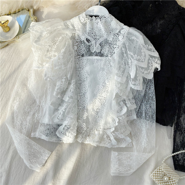Modern női csipkeblúz - fehér és fekete színben