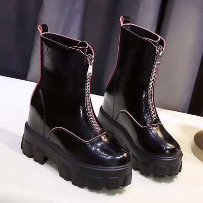 Μοντέρνες γυναικείες μπότες με ανθεκτική σόλα και φερμουάρ σε τρία χρώματα